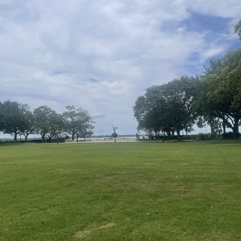 Memorial Park - Parks Near Me - Jacksonville, Florida
