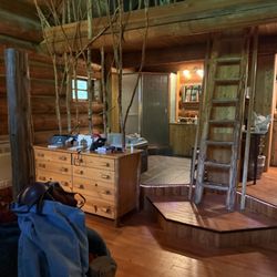 Wellspring Spa - Inside Tieton Cabin