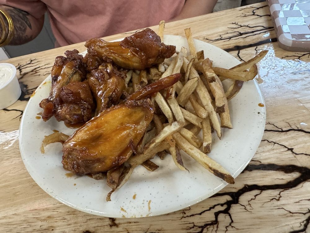 Food from Cisco’s Grill And Grub