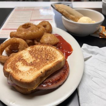 Red Rooster Cafe - Fried bologna, onion rings and a fried peach pie. - American Near Me - Hendersonville, Tennessee Red Rooster Cafe - Fried bologna, onion rings and a fried peach pie. - American Near Me - Hendersonville, Tennessee