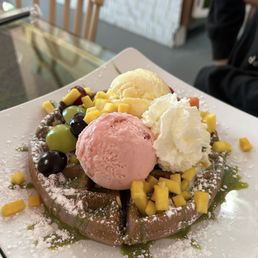 taro waffle
