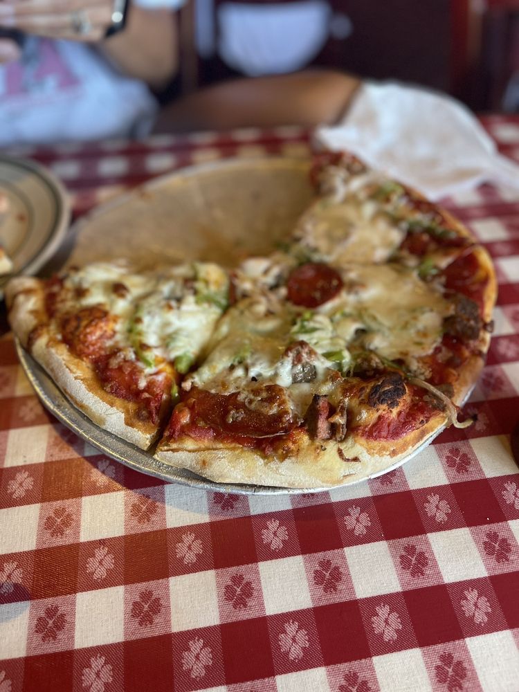Filippi's Pizza Grotto Little Italy