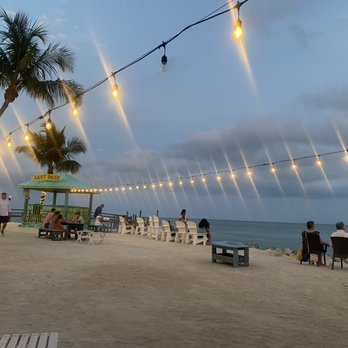 Lazy Days Restaurant - View Of Outdoor Waiting Area - Seafood Near Me - Islamorada, Florida