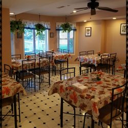 Ellen's Tea Room - Ellen's Tea Room in the Fall Season!