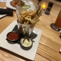 Sedona Taphouse - Truffle Fries