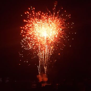 Oronoco Bay Park - Fireworks the week after July 4th! - Parks Near Me - Alexandria, Virginia