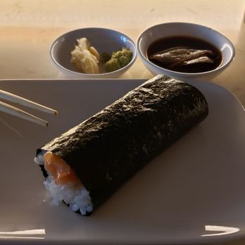 Hando - Spring Branch - Basic no frills salmon roll - Sushi Bars Near Me - Houston, Texas Hando - Spring Branch - Basic no frills salmon roll - Sushi Bars Near Me - Houston, Texas