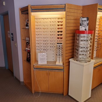 Kemp Eyecare - Optometrists Near Me - West Hartford, Connecticut Kemp Eyecare - Optometrists Near Me - West Hartford, Connecticut