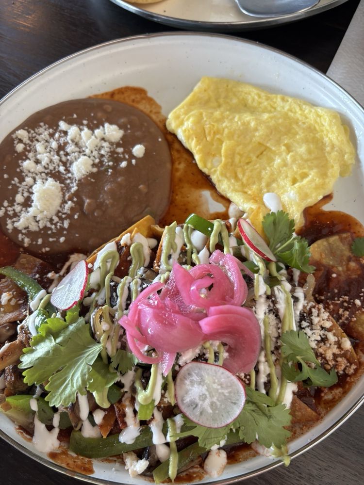 Bravo coffee house Logo