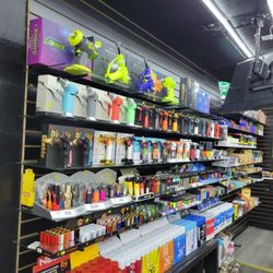 Flyzone Smoke shop 
