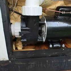 Leaking pump removed and new one installed!