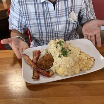Ruby Slipper Midcity - Biscuits & Gravy - Breakfast & Brunch Near Me - New Orleans, Louisiana Ruby Slipper Midcity - Biscuits & Gravy - Breakfast & Brunch Near Me - New Orleans, Louisiana