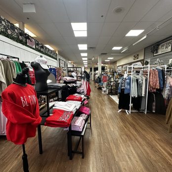 The Lazy Daisy Gift Store - Home Decor Near Me - Mechanicsville, Virginia