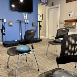 From wobble chairs to vibe plates, we make sure your body gets the most out of every adjustment.