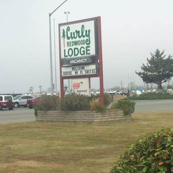 Curly Redwood Lodge - Hotels Near Me - Crescent City, California