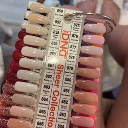 La Vie Nail Bar - Love these colors!