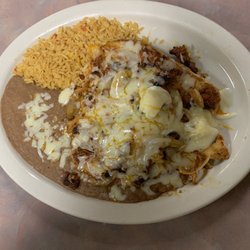 El sol de México Mexican Bar & Grill - Choripollo con arroz y frijoles