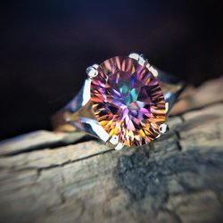 T Simon Jewelers