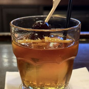 Wildfire - Old Fashioned with Woodford Reserve - American Near Me - Schaumburg, Illinois
