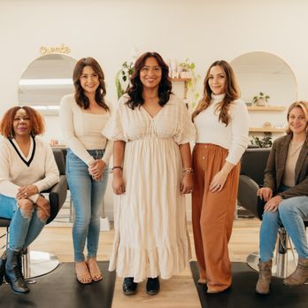 Retreat Beauty Studio - The team
Tanya , Karelle, Jaclyn, Dee, Bridget - Hair Stylists Near Me - CAMARILLO, California Retreat Beauty Studio - The team
Tanya , Karelle, Jaclyn, Dee, Bridget - Hair Stylists Near Me - CAMARILLO, California