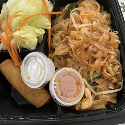 Garden Thai Cuisine - L5. Pad Thai Chicken Lunch Special