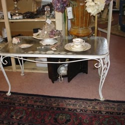 Sisters Antiques