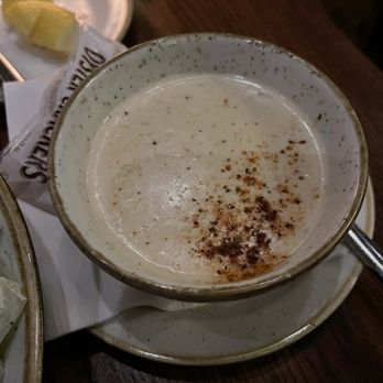 Saltine - Cup of she crab soup - Seafood Near Me - Norfolk, Virginia Saltine - Cup of she crab soup - Seafood Near Me - Norfolk, Virginia