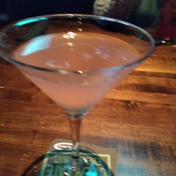 Yard House - Bars Near Me - Moorestown, New Jersey