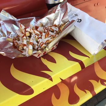 Hefty Gyros - Food Trucks Near Me Hefty Gyros - Food Trucks Near Me