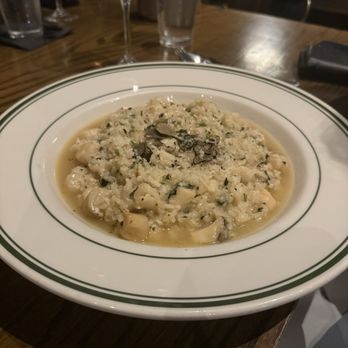 Livestock Tavern - Shrimp scallop risotto - Cocktail Bars Near Me - Honolulu, Hawaii Livestock Tavern - Shrimp scallop risotto - Cocktail Bars Near Me - Honolulu, Hawaii