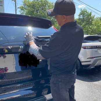 Flagship Carwash - Worker pulling my wiper completely off the car. - Car Wash Near Me - Washington, DC, District of Columbia Flagship Carwash - Worker pulling my wiper completely off the car. - Car Wash Near Me - Washington, DC, District of Columbia