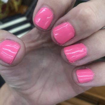 Bella Nails & Spa - Manicure with regular polish - Nail Salons Near Me - Tracy, California