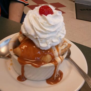 Every Day's A Sundae - Apple turnover and ice cream - Ice Cream & Frozen Yogurt Near Me - Downers Grove, Illinois Every Day's A Sundae - Apple turnover and ice cream - Ice Cream & Frozen Yogurt Near Me - Downers Grove, Illinois