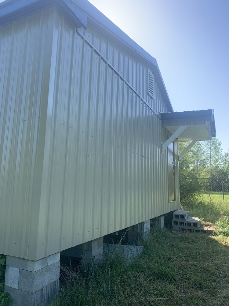 Slide of Garcia Roofing