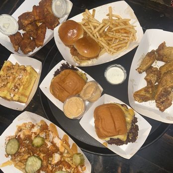 Hot Motha Clucker - Chicken Shop Near Me - Thousand Oaks, California