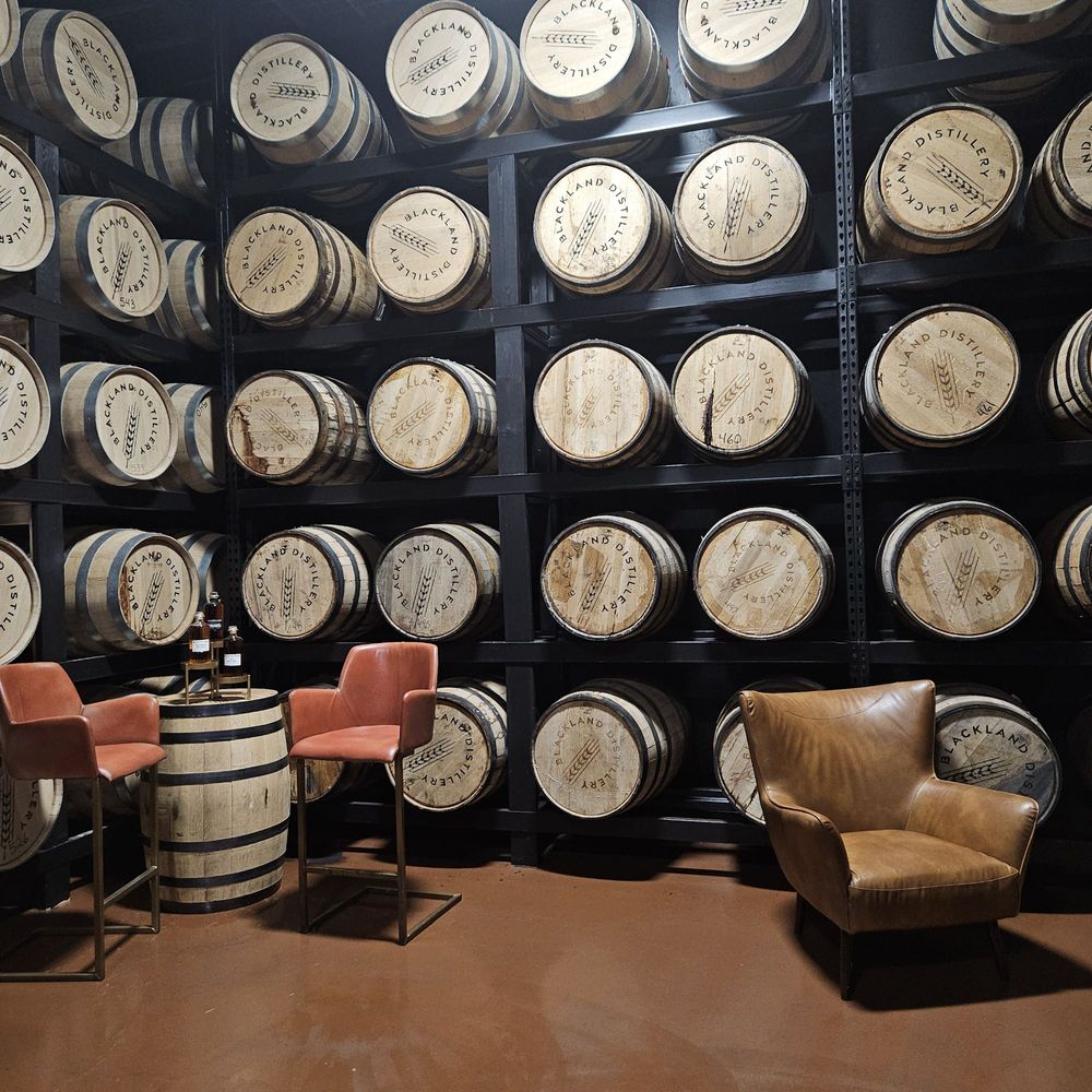 Blackland Distillery - Beautiful tasting room - Cocktail Bars Near Me - Fort Worth, Texas