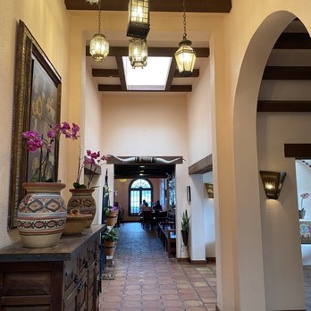 Matt's El Rancho - Nicely decorated hallway to bar~ - Mexican Near Me - Austin, Texas Matt's El Rancho - Nicely decorated hallway to bar~ - Mexican Near Me - Austin, Texas