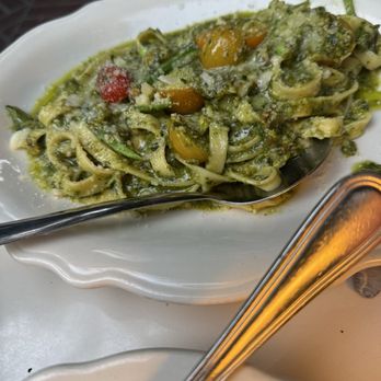 Superba Food + Bread Hollywood - Pesto pasta - New American Near Me - Los Angeles, California Superba Food + Bread Hollywood - Pesto pasta - New American Near Me - Los Angeles, California