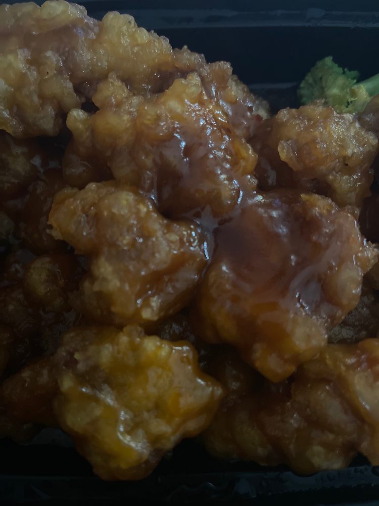 JIN HOUSE Updated October 2024 15 Photos & 26 Reviews 387 S Main St, Williamstown, New