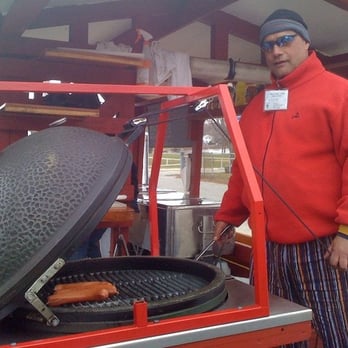 Fred's Franks - Fred the Grill Master 2 - Hot Dogs Near Me - Wakefield, Massachusetts