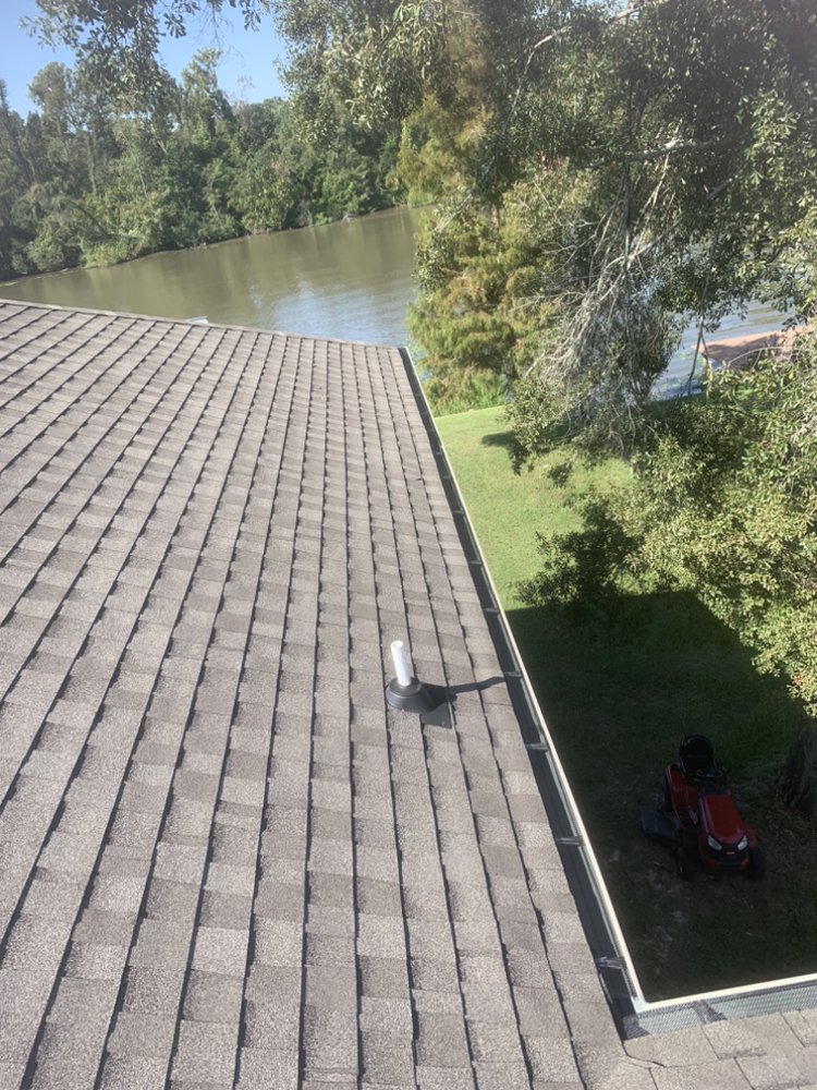 Slide of Floyd’s Advanced Gutter Cleaning Services