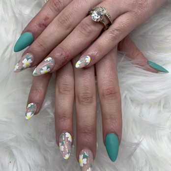 Nail Zone - Nail Salons Near Me - Roseville, California