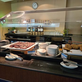 The Club SEA - Desserts - Airport Lounges Near Me - Seattle, Washington The Club SEA - Desserts - Airport Lounges Near Me - Seattle, Washington