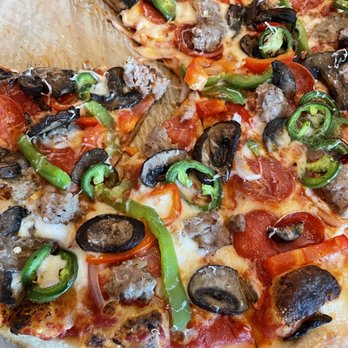 kitchen747 - Chiton Pizza - Pizza Near Me - Roseville, California