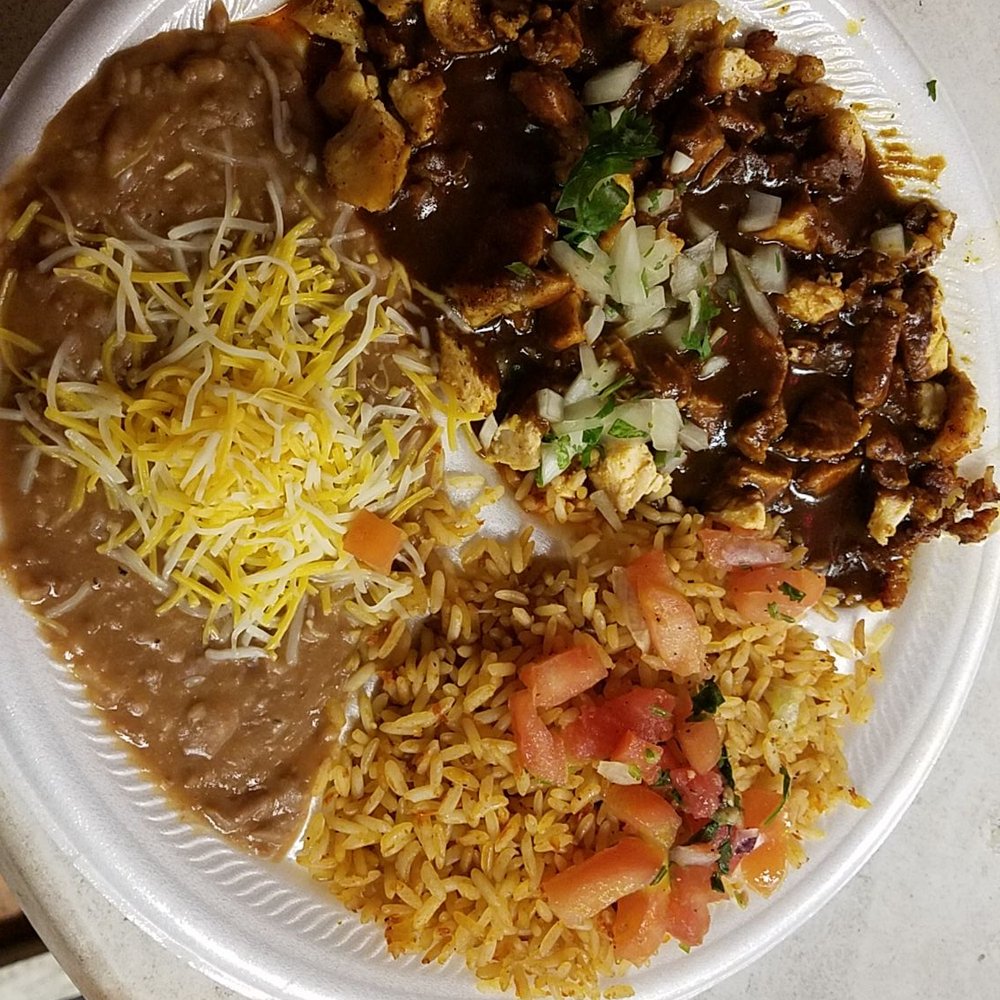 Chicken mole plate Chicken mole plate