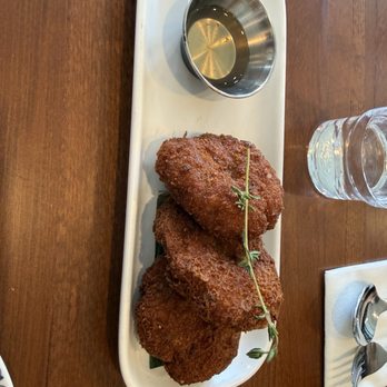 VeLa Brunch & Thai Restaurant - Thai Shrimp Cakes - Breakfast & Brunch Near Me - San Jose, California VeLa Brunch & Thai Restaurant - Thai Shrimp Cakes - Breakfast & Brunch Near Me - San Jose, California
