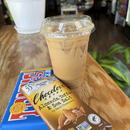 Iced Habanero Honey Latte