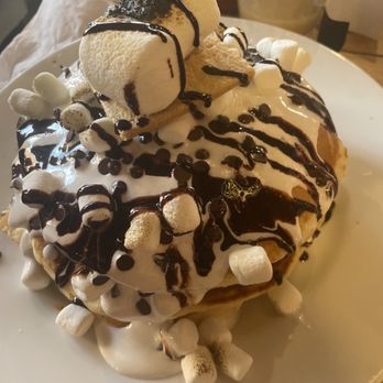 Honeybear Cafe - Nick's More S'mores pancakes - Breakfast & Brunch Near Me - Chicago, Illinois