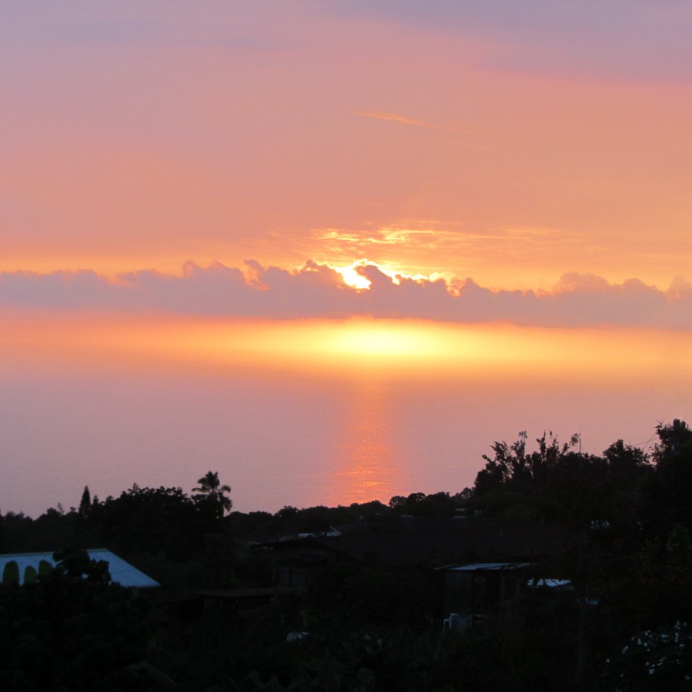 Manago Hotel - Sunset from our room - Hotels Near Me - Captain Cook, Hawaii Manago Hotel - Sunset from our room - Hotels Near Me - Captain Cook, Hawaii