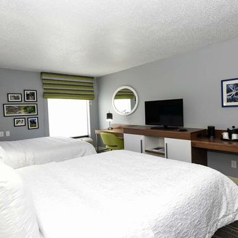 Hampton Inn Youngstown-North - Guest room - Hotels Near Me - Youngstown, Ohio Hampton Inn Youngstown-North - Guest room - Hotels Near Me - Youngstown, Ohio